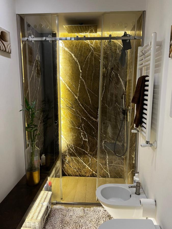 Lux Apartment In Historical Center Of Palermo Bagian luar foto
